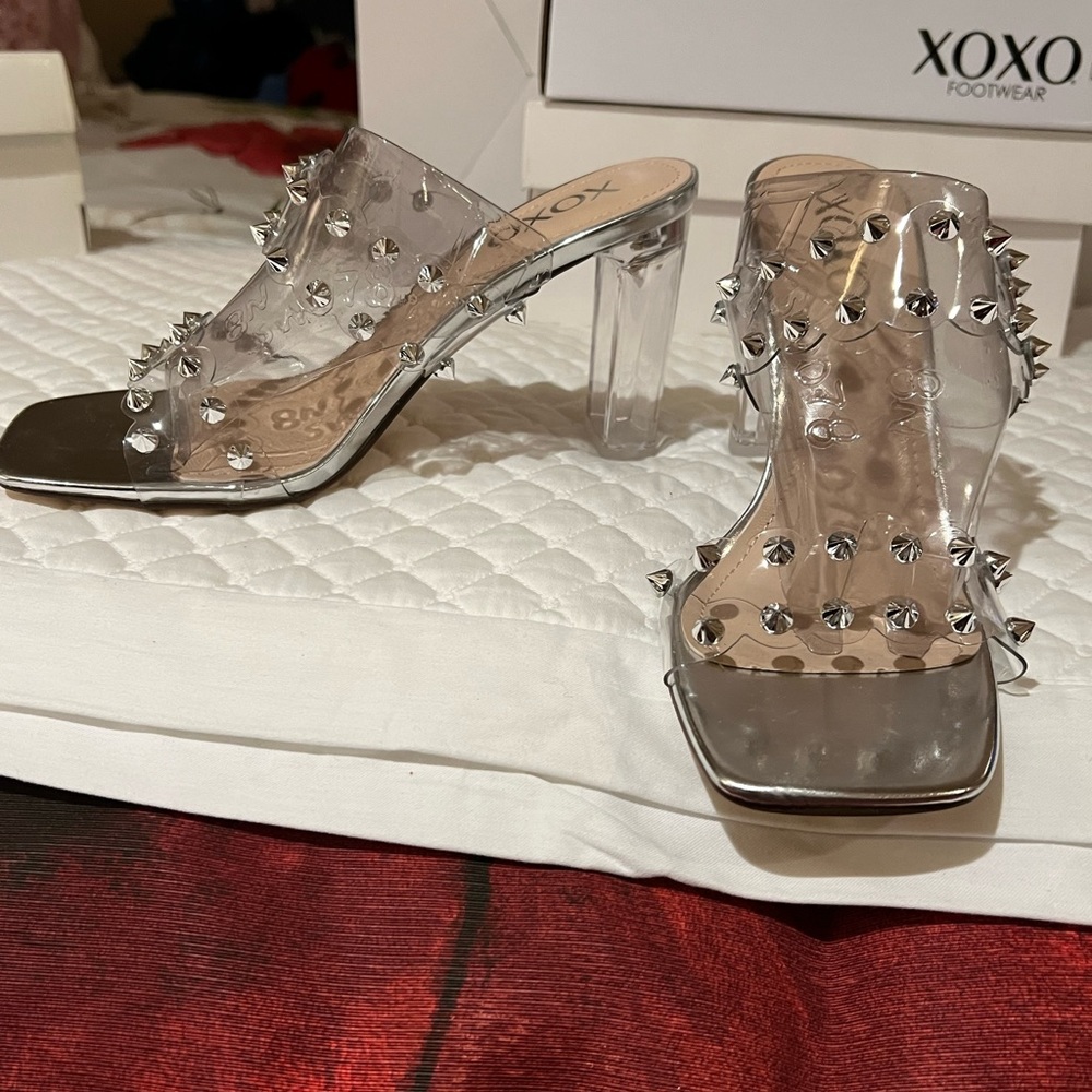 XOXO Zoey Sandal   Sz 8  NEW